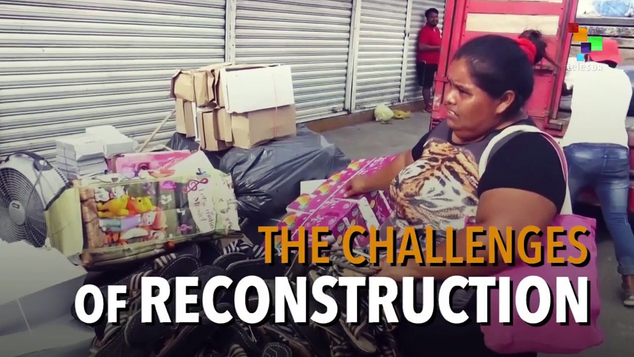 Women And Muxes Take Part In Rebuilding Juchitan