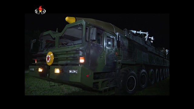 Coreia do Norte dispara míssil que sobrevoa Japão