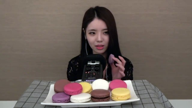 [ASMR 한국어] 쫜득쫜득 마카롱 이팅사운드 완전 맛나는 것! eating sound, real sound