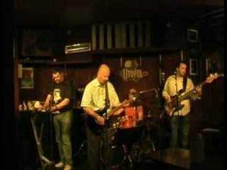 Dr Pickup Shake it up and go by BB King at Utopia Paris