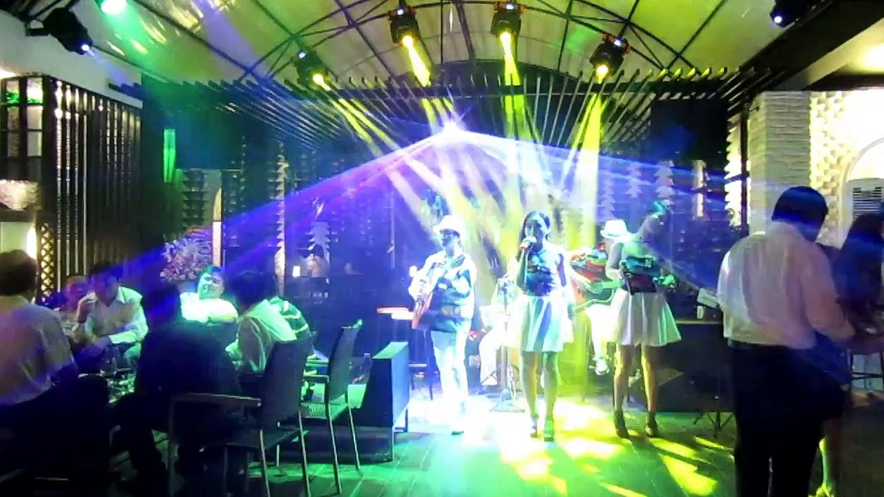 MERCY-MY HEART WILL GO ON-Ban nhạc Flamenco Tumbadora Biểu diễn GOSANKE CAFE BẠC LIÊU
