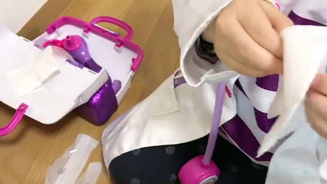 BAD BABY Doc McStuffins Gives Checkup & Surgery DADDY BLOODY EYE family funny video