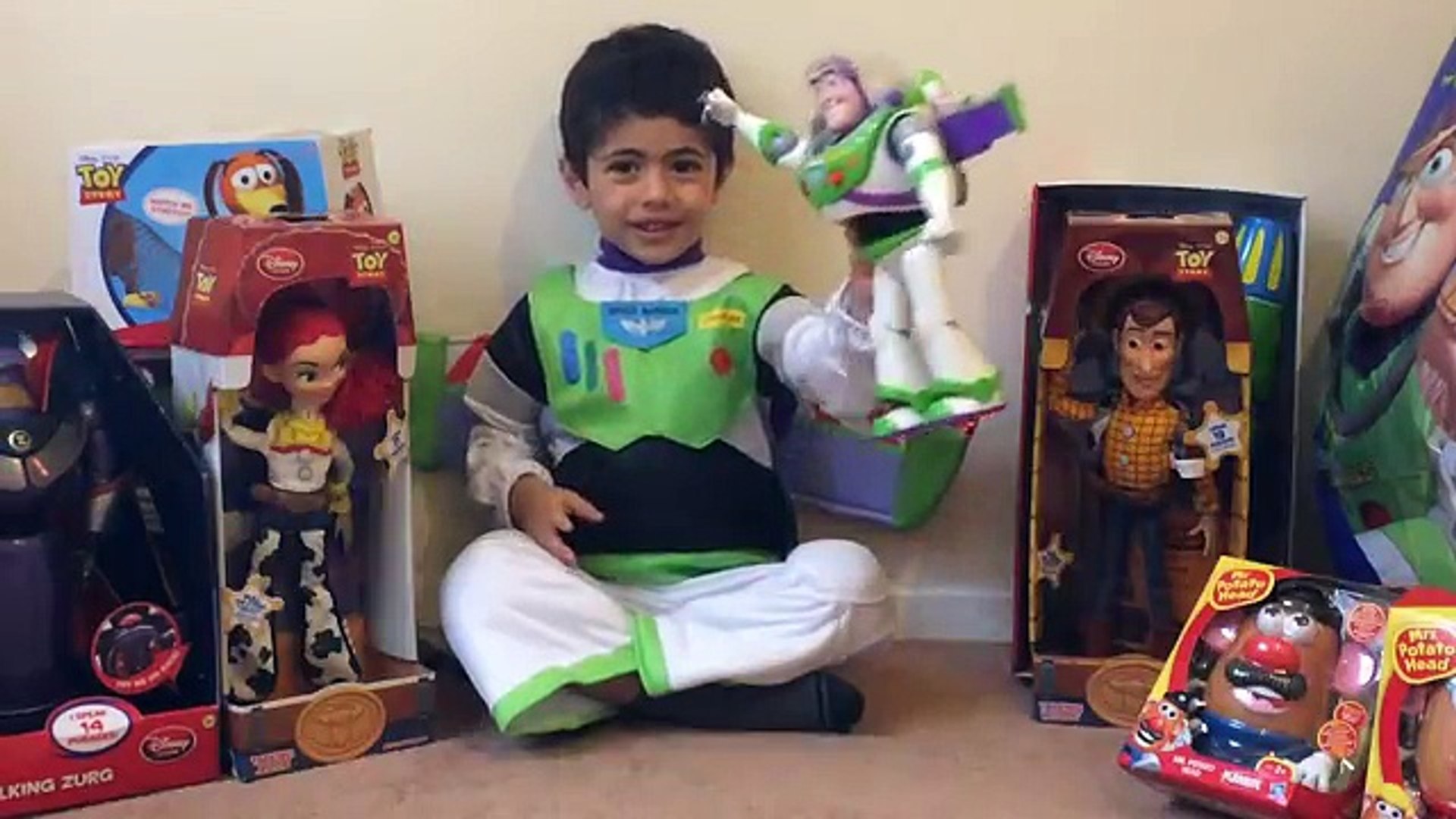toy story giant surprise egg