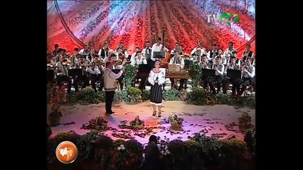 Cristina Drăgan - Festivalul Naţional de Folclor `` Strugurele de Aur`` - 2014