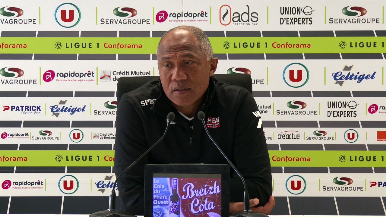 Le point presse d'Antoine Kombouaré avant EAG-LILLE