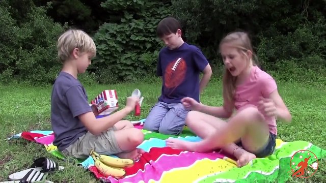 Little Heroes 31 - Monkey Kong and Fire Balls Kids Nerf War, Surprise Hidden Egg & The Banana Gun