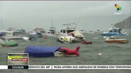 Huracán Max se hace sentir en el suroeste de México