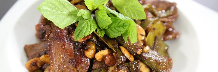 شرائح اللحم مع الخضار بالخطوات السهلة