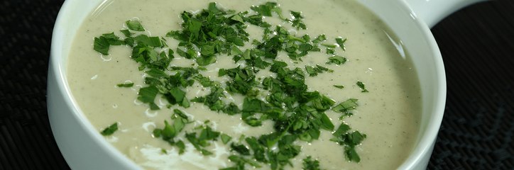 كيفية تحضير حساء الدجاج الشهي