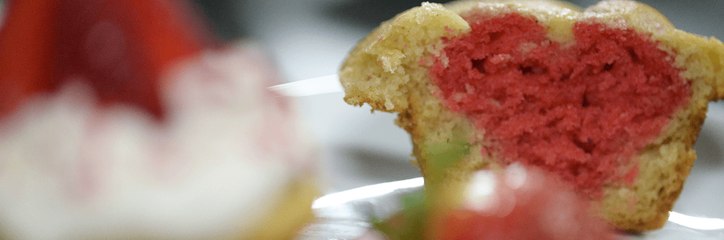 بمناسبة يوم الحب اليك طريقة تحضير كب كيك القلوب