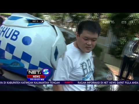 Pengendara Motor Ricuh dengan Petugas - NET5