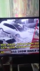 Otoparka Merdivenden Giren Araç