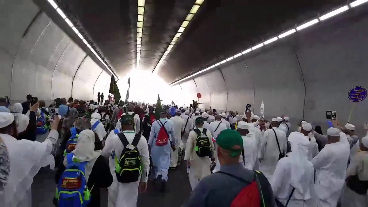 Labaik Ya Hussain (as) from going Mina to Makkah (Hajj) | Labaik Ya Hussain (as).