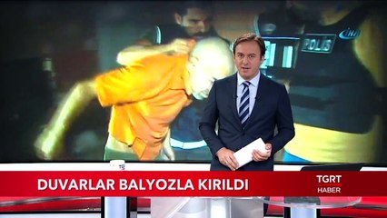 PÖH Duvarları Balyozla Kırdı!