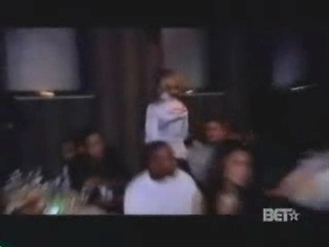 Mary J. Blige Shows Lil' Kim Love Before She Goes To Jail