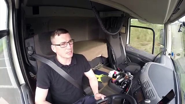 Trucker Jay in the UK: S4E10