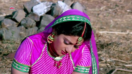 Sridevi Attacked by Viju Khote _ Full Hindi Movie Scene - Nagina_Full-HD