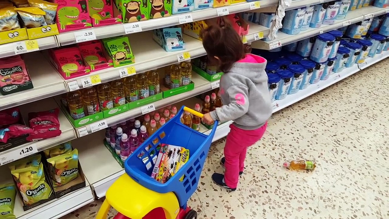 Bad Baby Emily Transform Toys Balls - Food Messy Shopping - Driving Pink Car