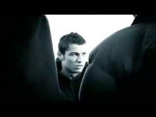 Cristiano Ronaldo vs Bugatti Veyron
