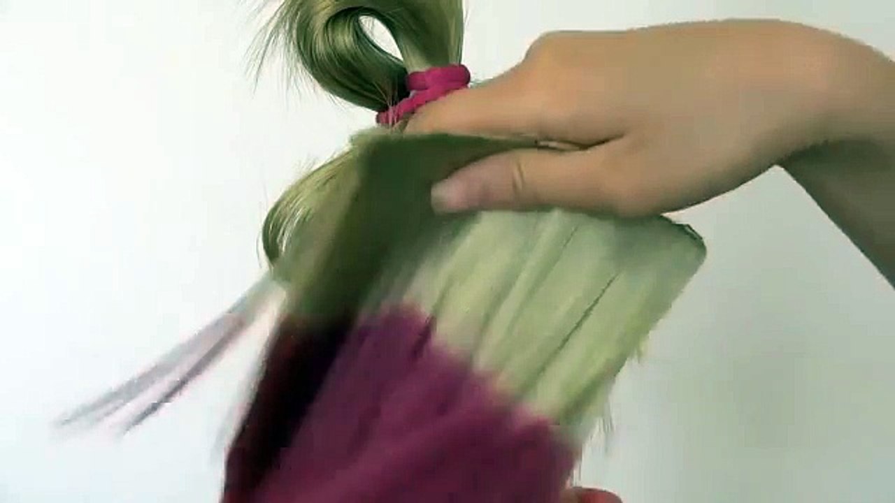 How to put in American Girl Doll Isabelles Hair Extensions - GOTY new