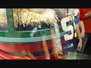 [MP4 480p] Islands Of Adventure dinosaur egg hatching