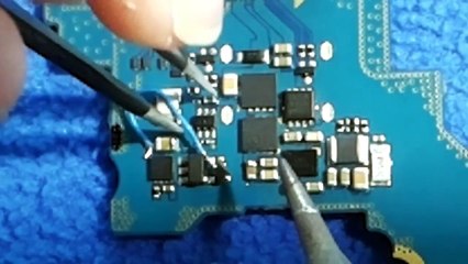 Samsung Tablet 2 not charging, turns off, fixed - How to fix tab on chip level. GT-P3100 / GT-P3110