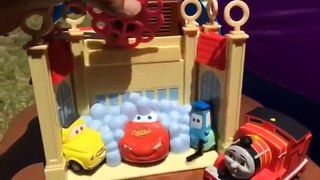 Disney Pixar Cars Lightning McQueen, Guido, Luigi Bubble Maker - Water Fun