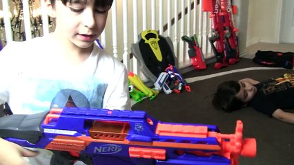 Roberts Nerf gun collection! Elite Hail-Fire and Rough Cut gun review! (Part 1)
