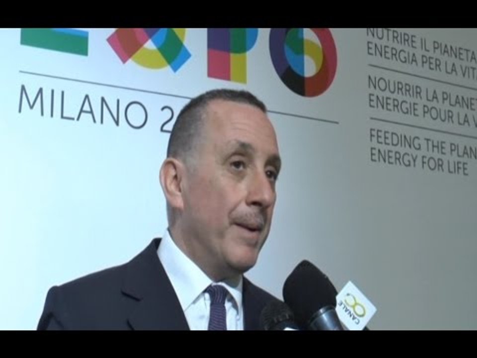 Napoli - Rilancio della Campania, De Luca e Polito al convegno di Rcs (20.10.15)