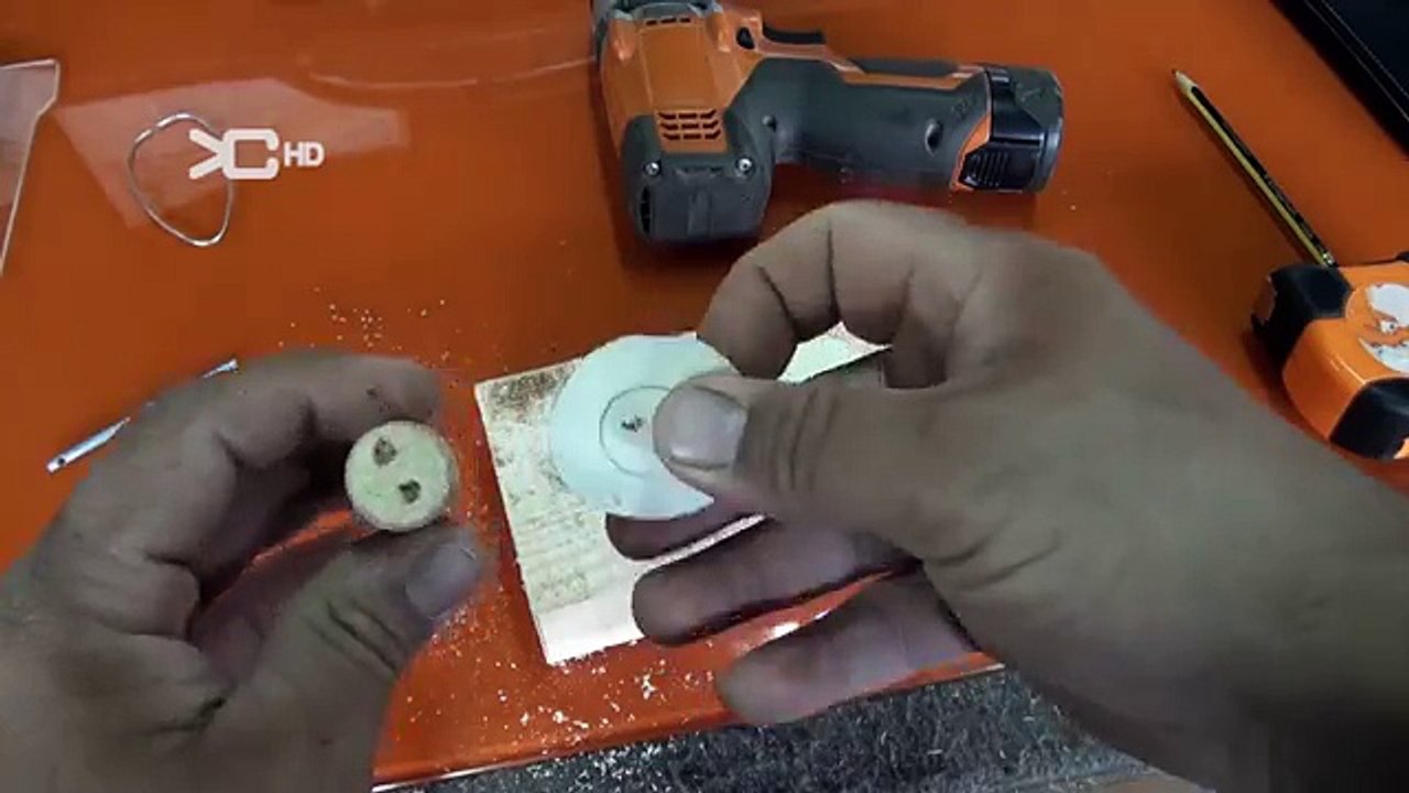 Et maison de moulinet de pêche canne à pêche artisanale