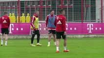 Bastian Schweinsteiger Goal - Skills and feel for the ball - FC Bayern Munich