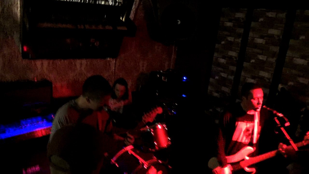 15-09-17 at the Mothers Ruin Birdskulls