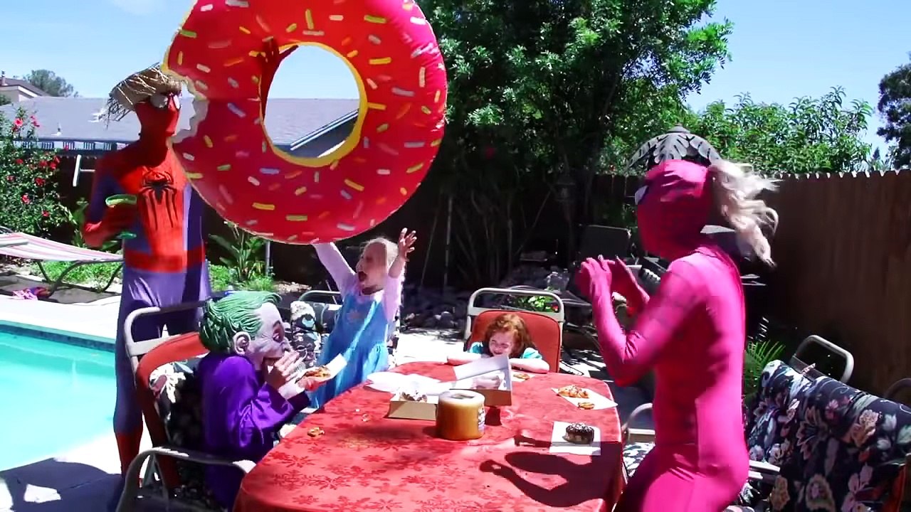 زواج سبايدرمان من المجمده السا  كرتون بالعربي حقيقي