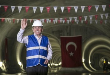 Kadir Topbaş'ın "Çılgın Projem" Dediği Kabataş-Üsküdar Yaya Tüneli İptal Edildi