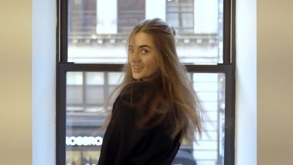 The Half-Up Topknot Doesn't Get Any Easier Than This