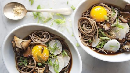 How To Make Soba and Maitake Mushrooms in Soy Broth