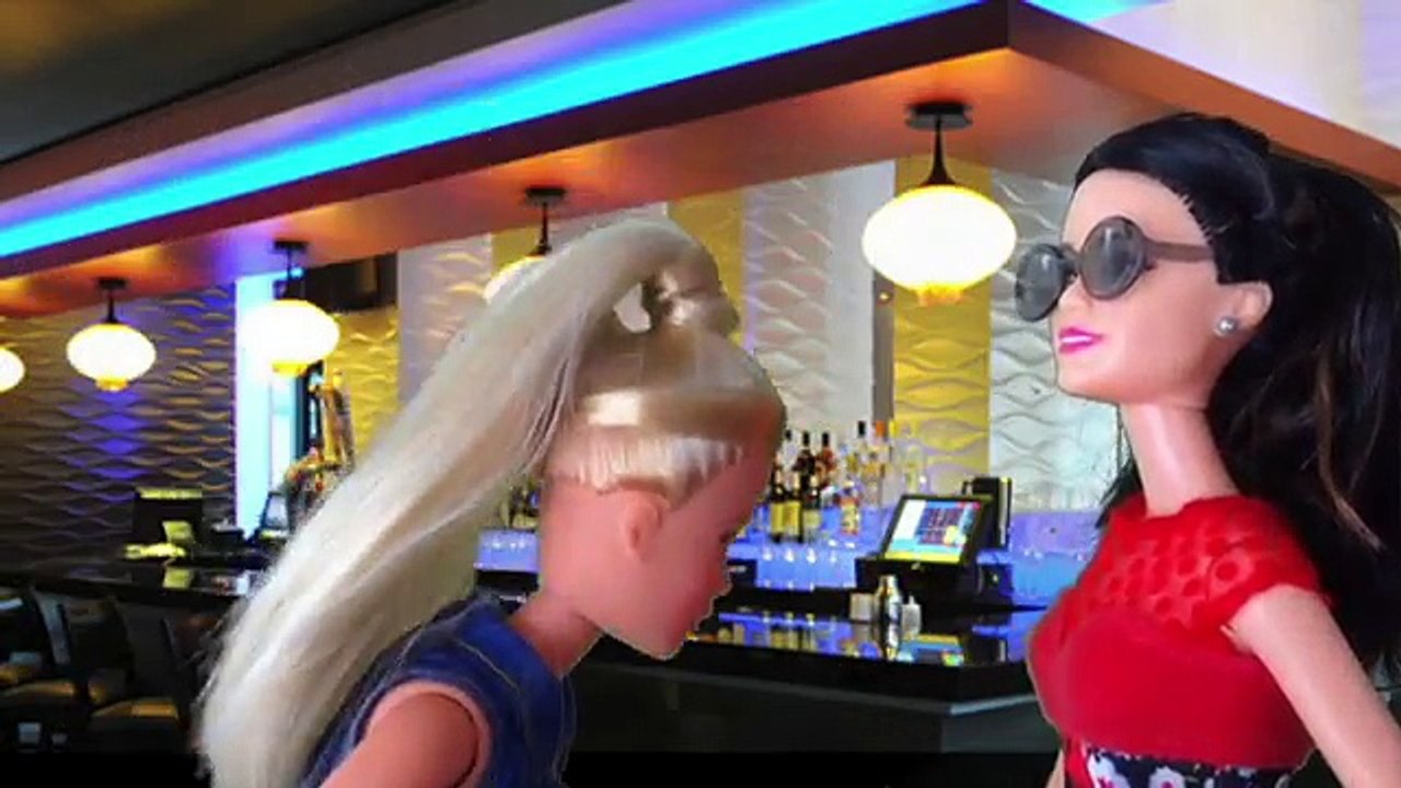 Barbie Doll Videos Life with Barbie Episode 3 - Barbie and Ken go on a date