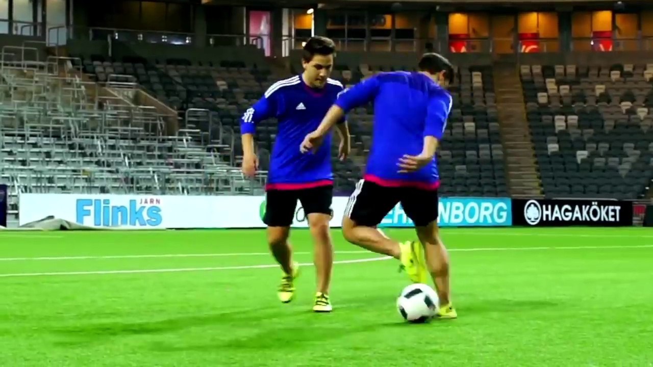 TOP CRAZIEST FOOTBALL SKILLS 2017!