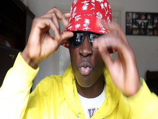 GIRLS WITH PETS | MNT SQUARED