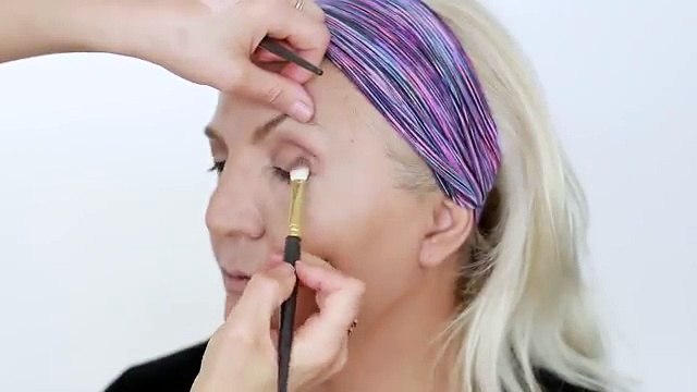 Œil encapuchonné beauté maquillage maman mon sur Peau tutoriel mature