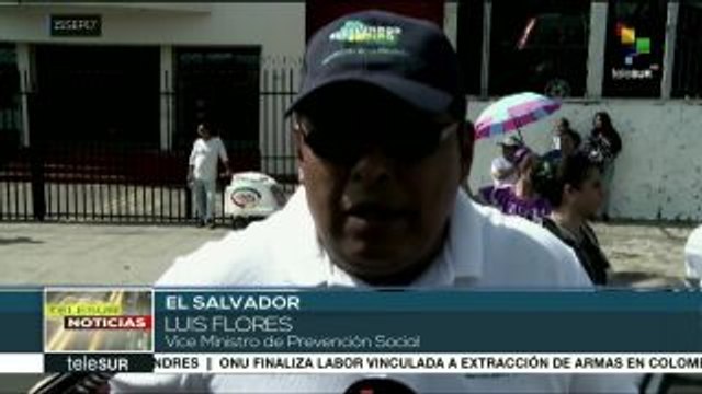 Salvadoreños conmemoran 196 años de la independencia patria