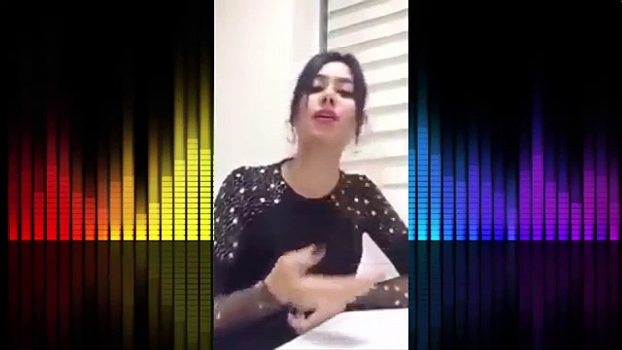 Kapının Önünde Önlük Dikiyi - Amatör Şarkılar