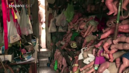 Un doctor de muñecas devuelve recuerdos y cariño en Buenos Aires