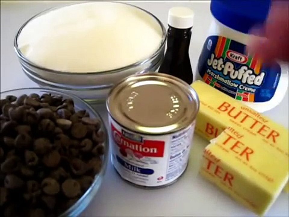 Chirstmas Day FANTASY FUDGE - How to make CREAMY CHOCOLATE FUDGE Recipe