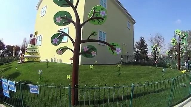 Cantiere di George Peppa Pig Leolandia ! Minitalia parco per bambini by Canale Nikita