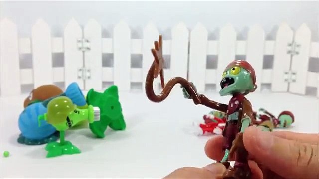 Plantes contre des morts-vivants furieux bataille avec tournage jouets à protéger et amis