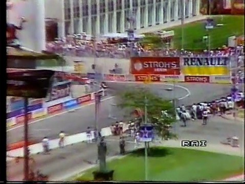 GP USA85: Sorpassi di DEA ad ALB e di JOH a PRO, ritiri di MAR, LAU e TAM, inteviste a LAU e TFA e incidente di DEA