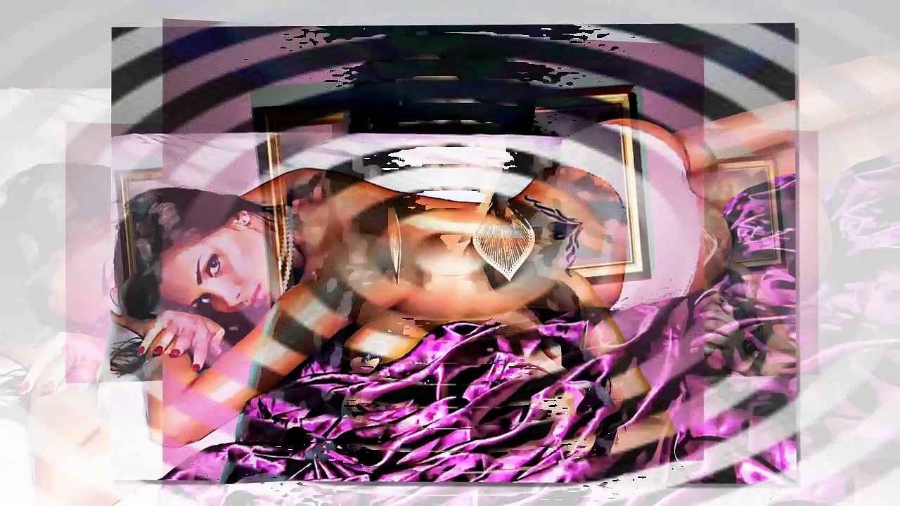 naked and sexy woman