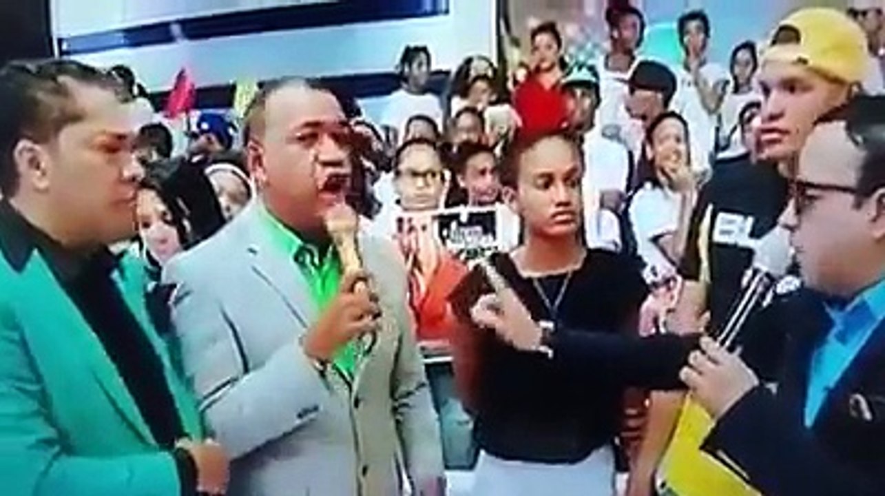Humillan a la pareja del pueblo part-2