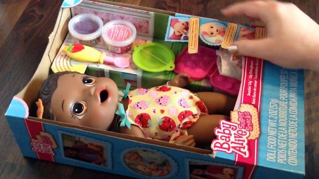 Baby Alive Super Snackin Lily Doll Unboxing and Feeding!